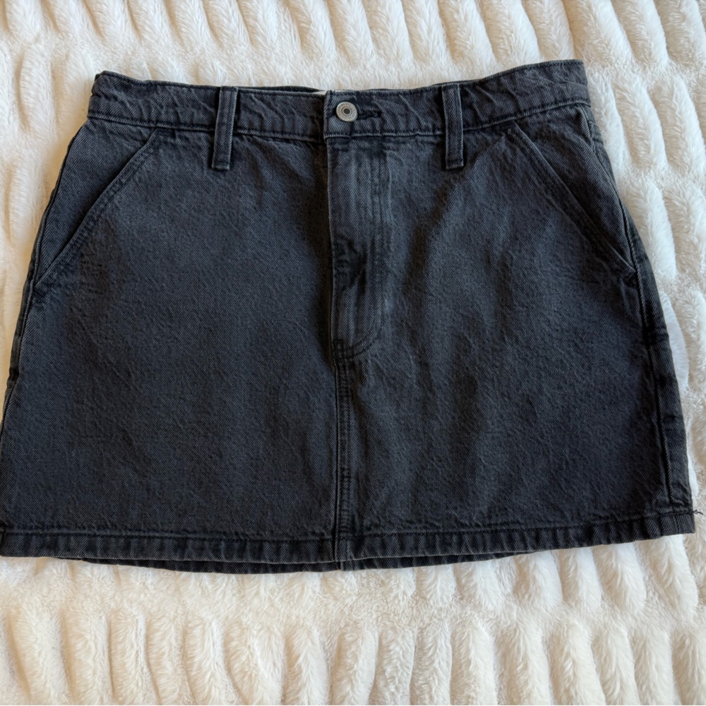 Abercrombie & Fitch Black High-Rise Denim